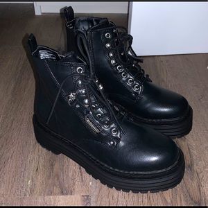 Madden Girl Black combat platform boots